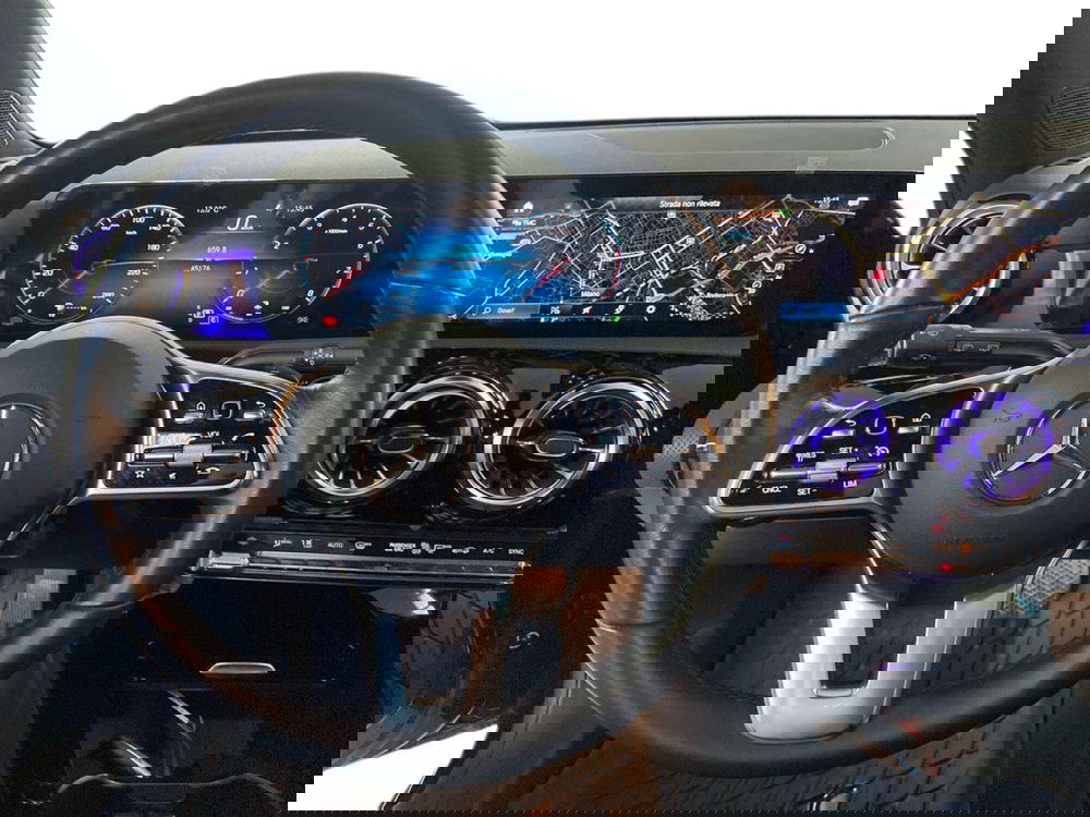 Mercedes-Benz Classe A usata a Milano (11)