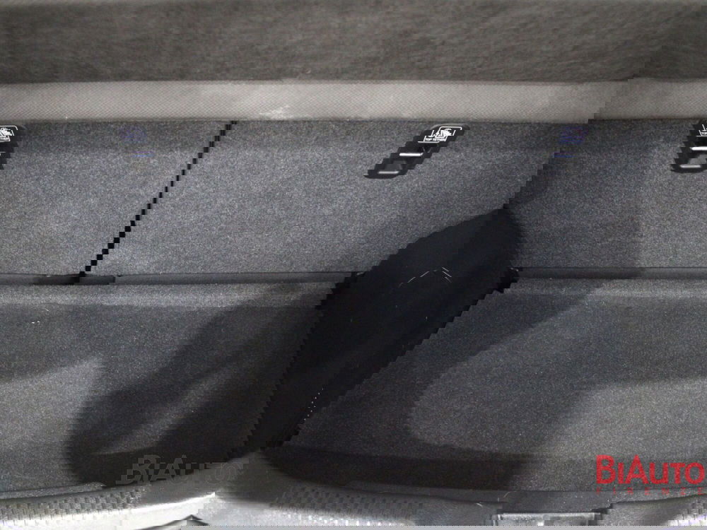 Suzuki Ignis usata a Firenze (8)