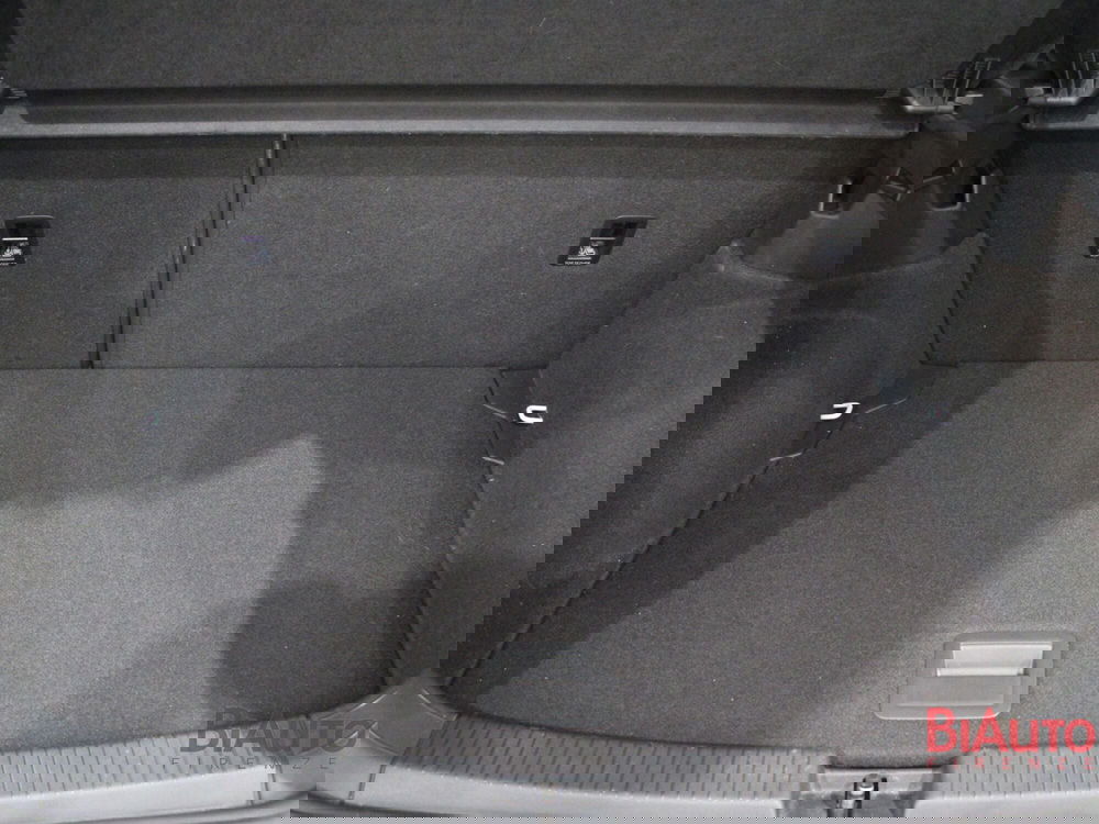 Volkswagen T-Cross usata a Firenze (8)