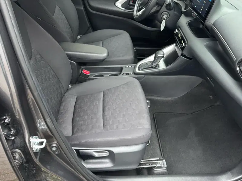 Toyota Yaris usata a Ferrara (11)