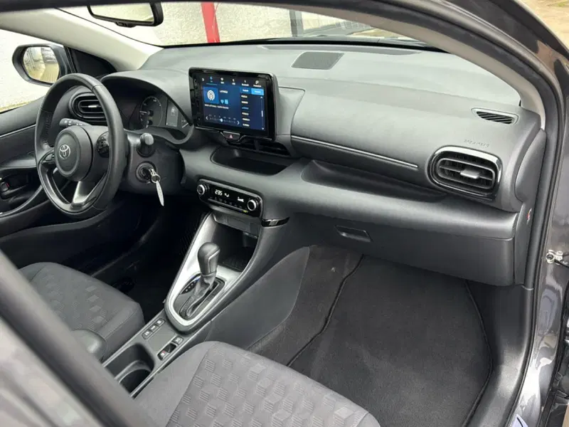 Toyota Yaris usata a Ferrara (12)