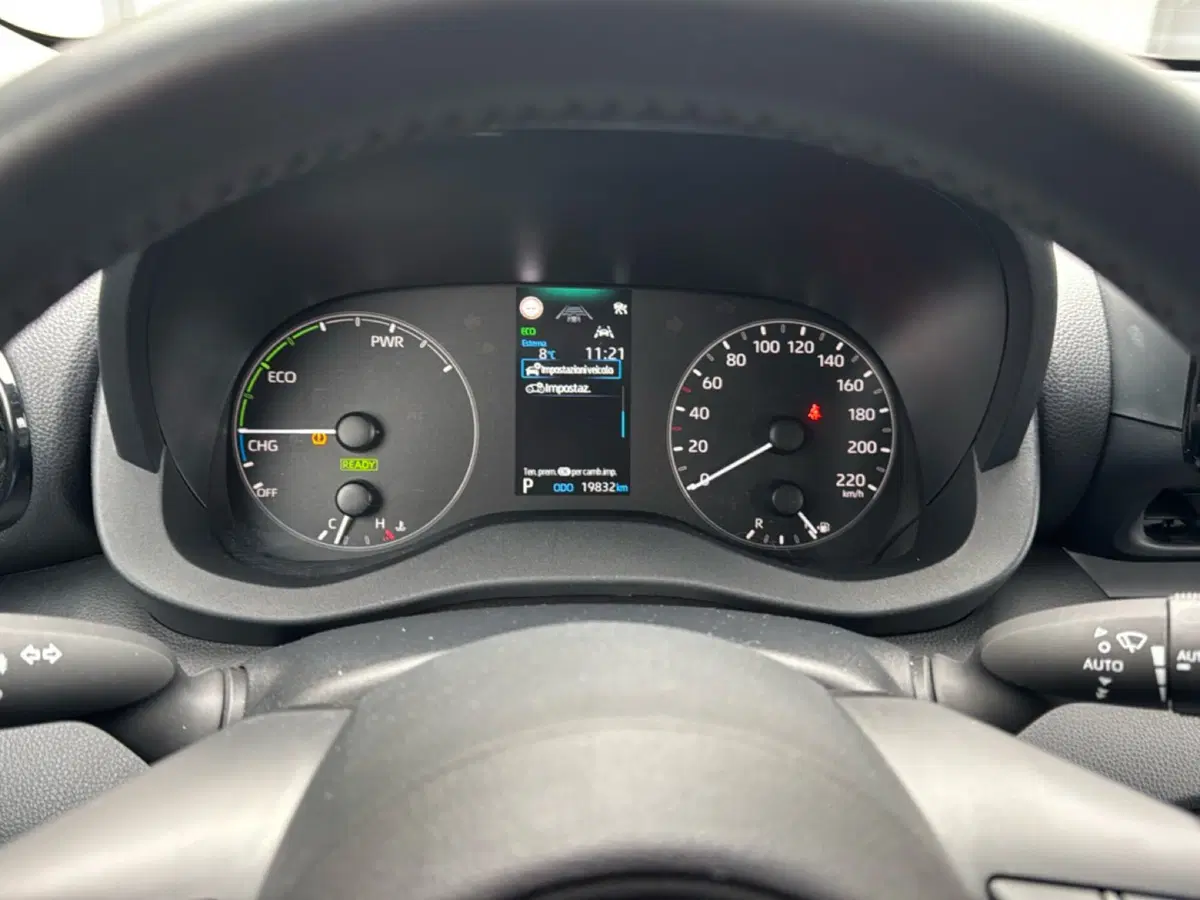 Toyota Yaris usata a Ferrara (16)