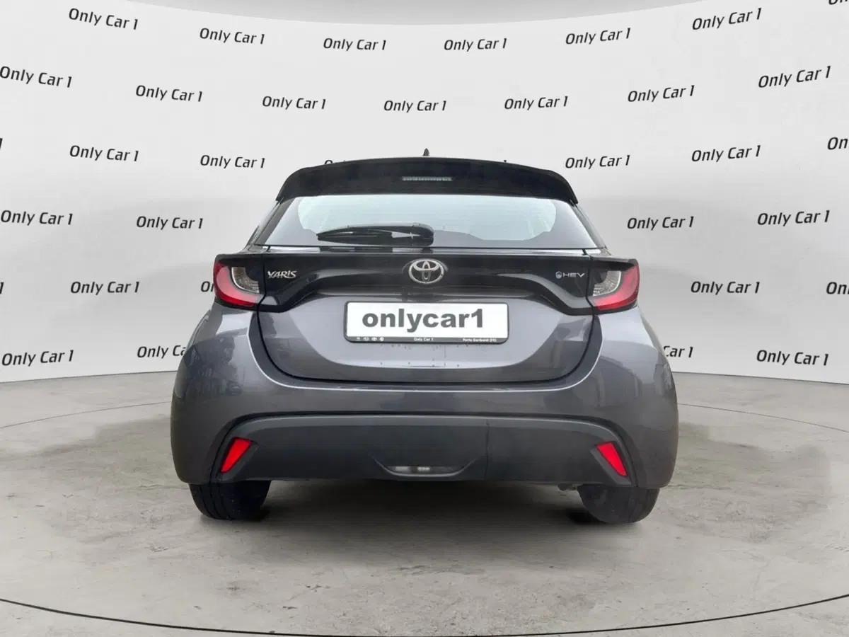Toyota Yaris usata a Ferrara (4)