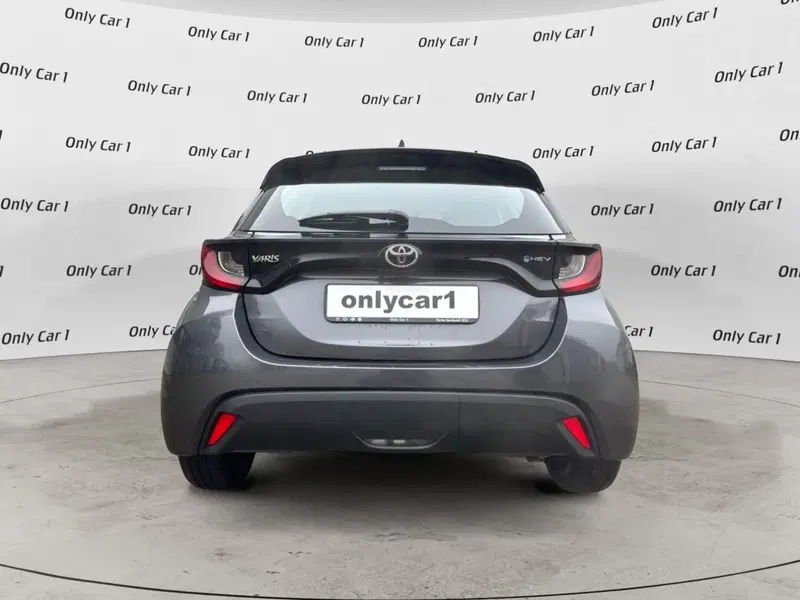 Toyota Yaris usata a Ferrara (4)