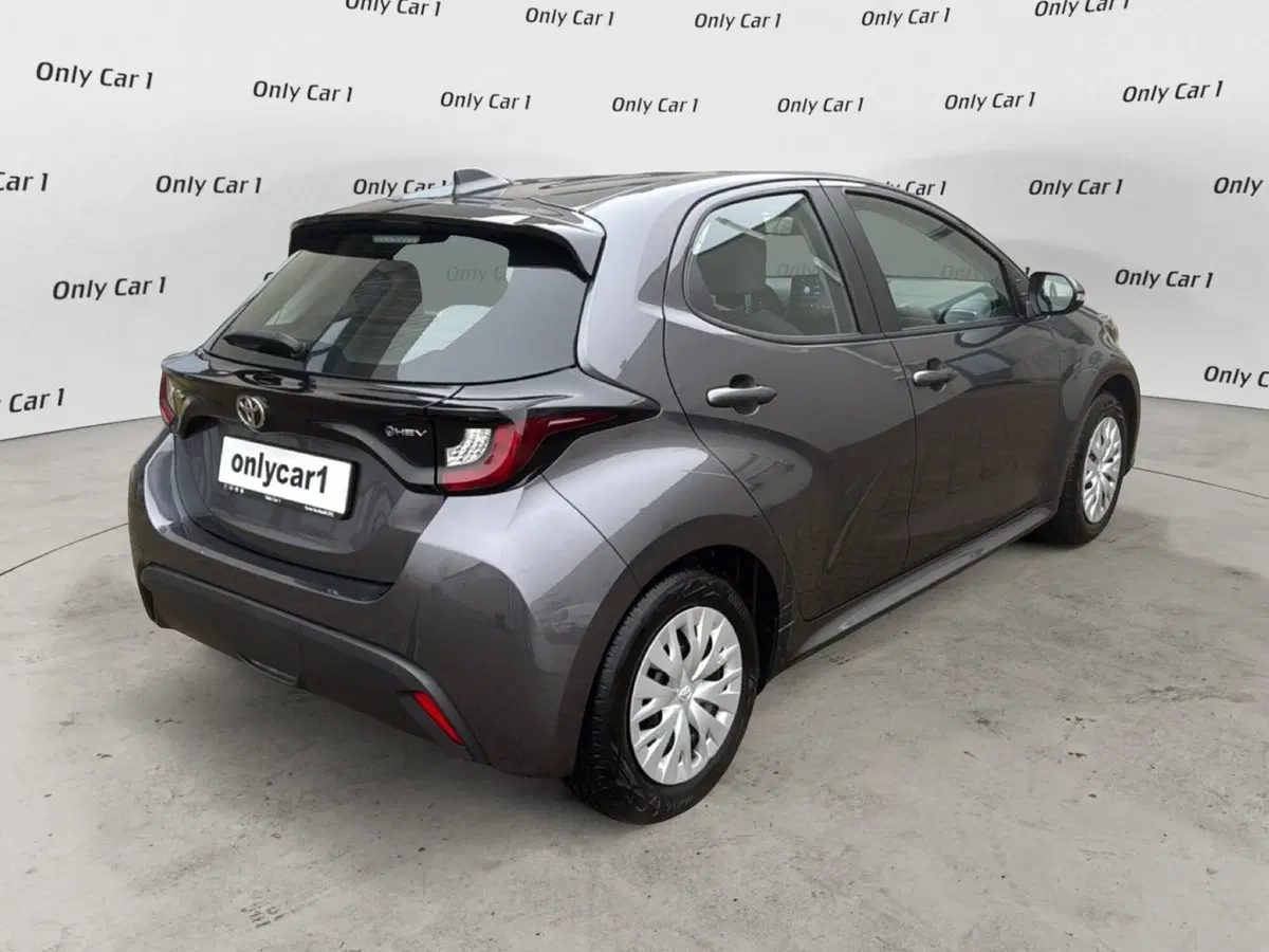Toyota Yaris usata a Ferrara (6)