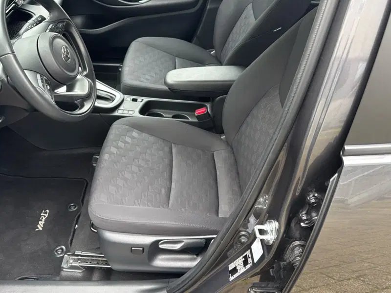 Toyota Yaris usata a Ferrara (9)