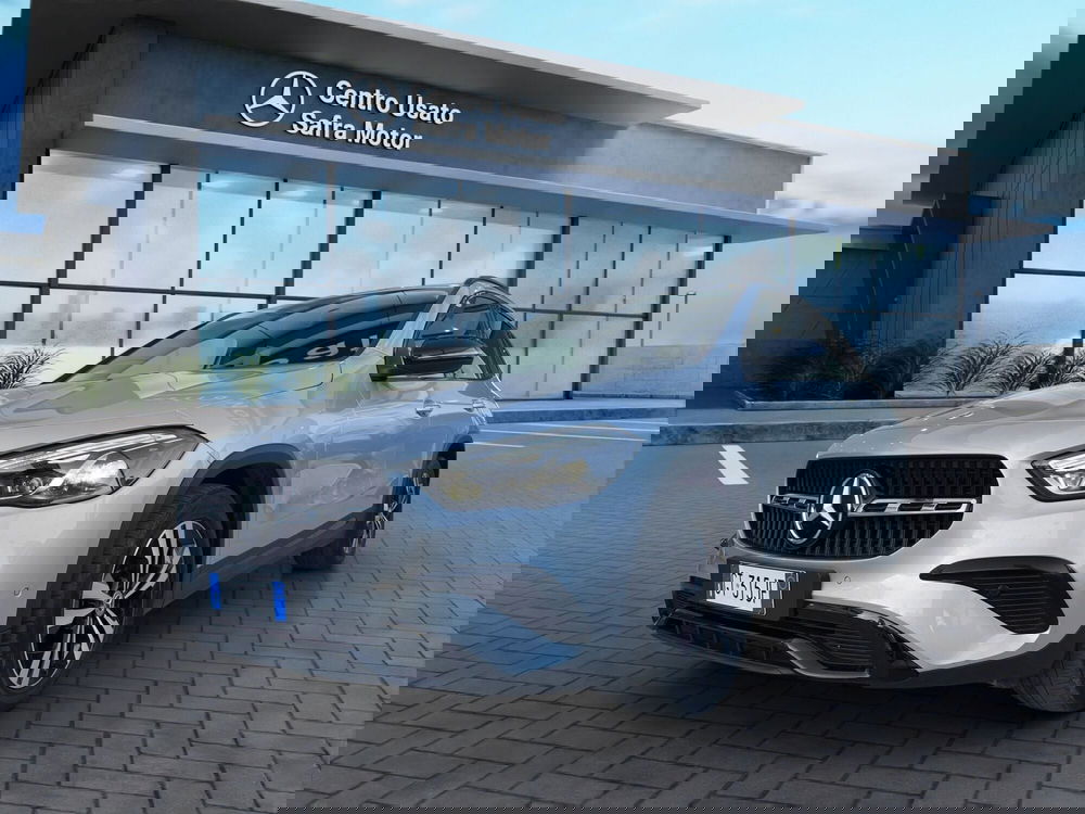 Mercedes-Benz GLA SUV usata a Cosenza