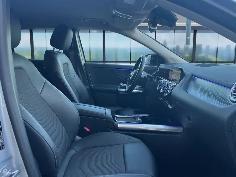 Mercedes-Benz GLA SUV usata a Cosenza (18)