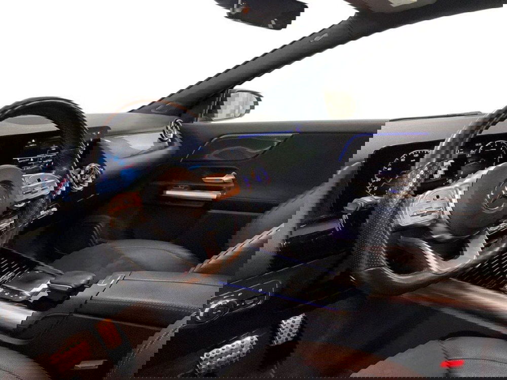 Mercedes-Benz GLA SUV usata a Macerata (16)