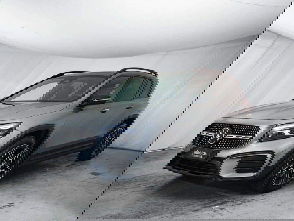 Mercedes-Benz GLB nuova a Macerata