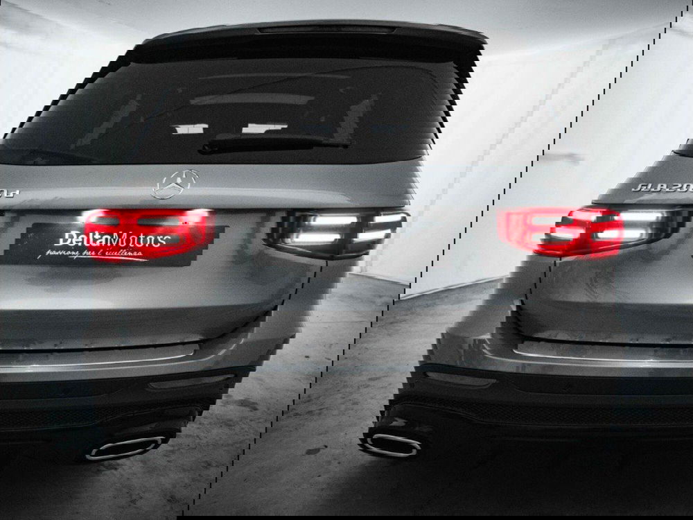 Mercedes-Benz GLB nuova a Macerata (3)