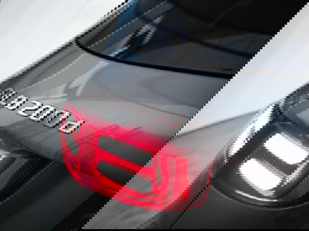 Mercedes-Benz GLB nuova a Macerata (9)