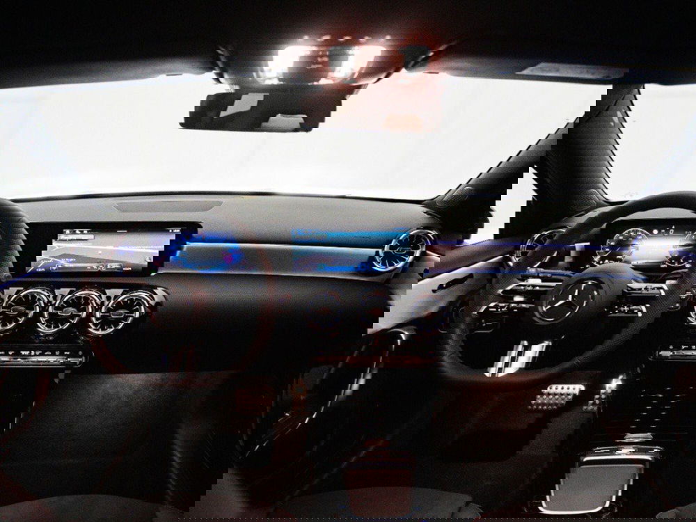 Mercedes-Benz Classe A nuova a Macerata (16)