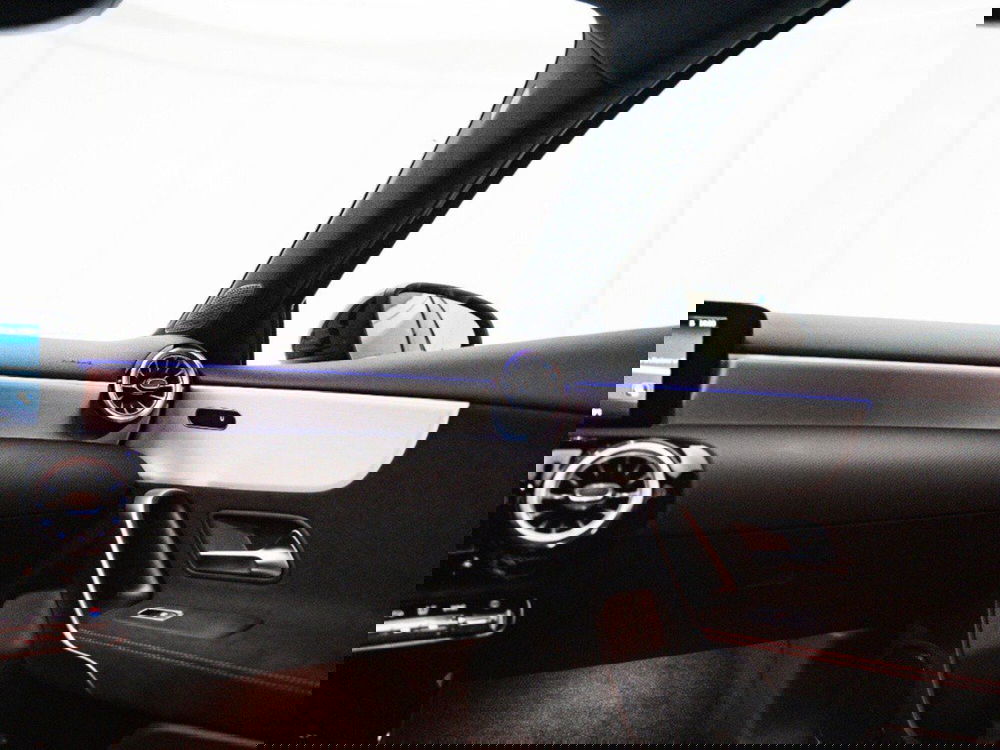 Mercedes-Benz Classe A nuova a Macerata (18)
