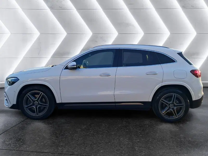 Mercedes-Benz GLA SUV usata a Salerno (2)