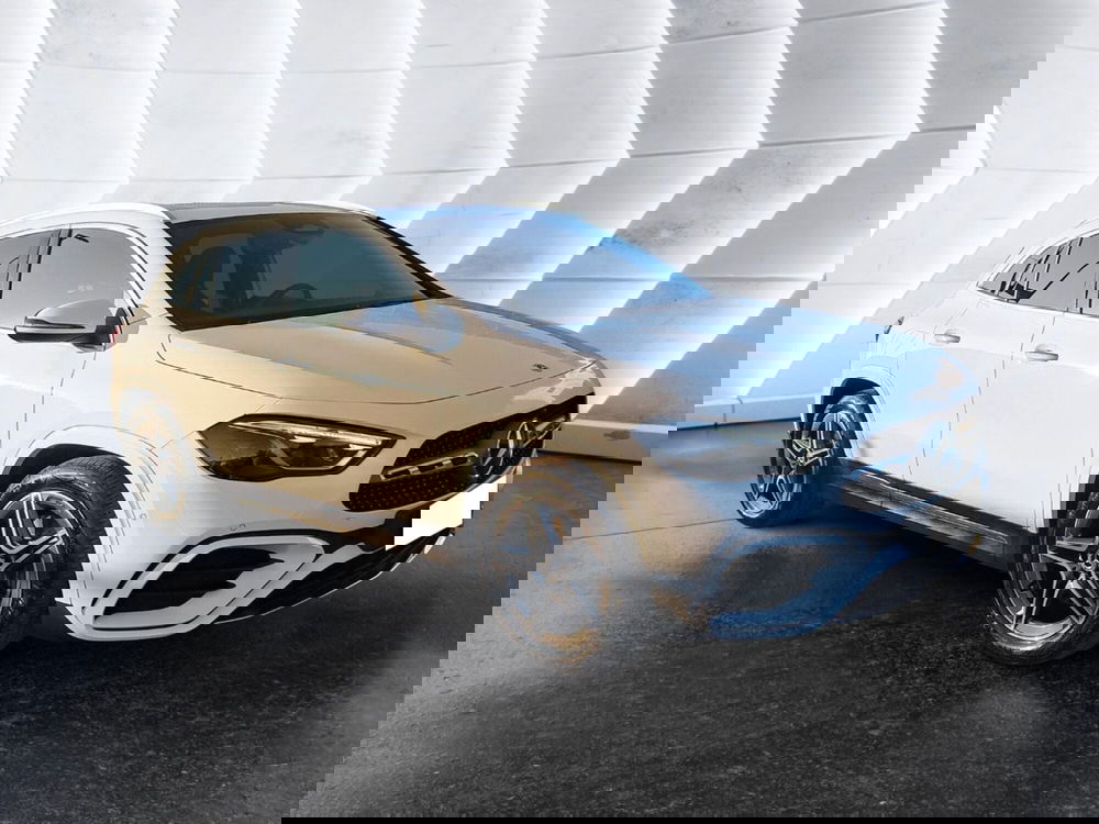 Mercedes-Benz GLA SUV usata a Salerno (4)