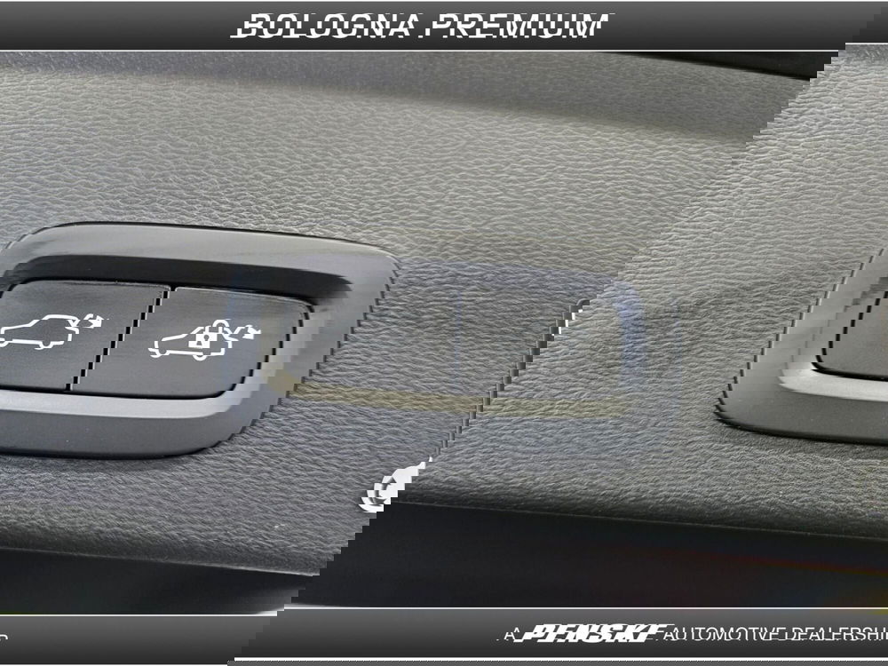 Volvo XC40 usata a Bologna (11)