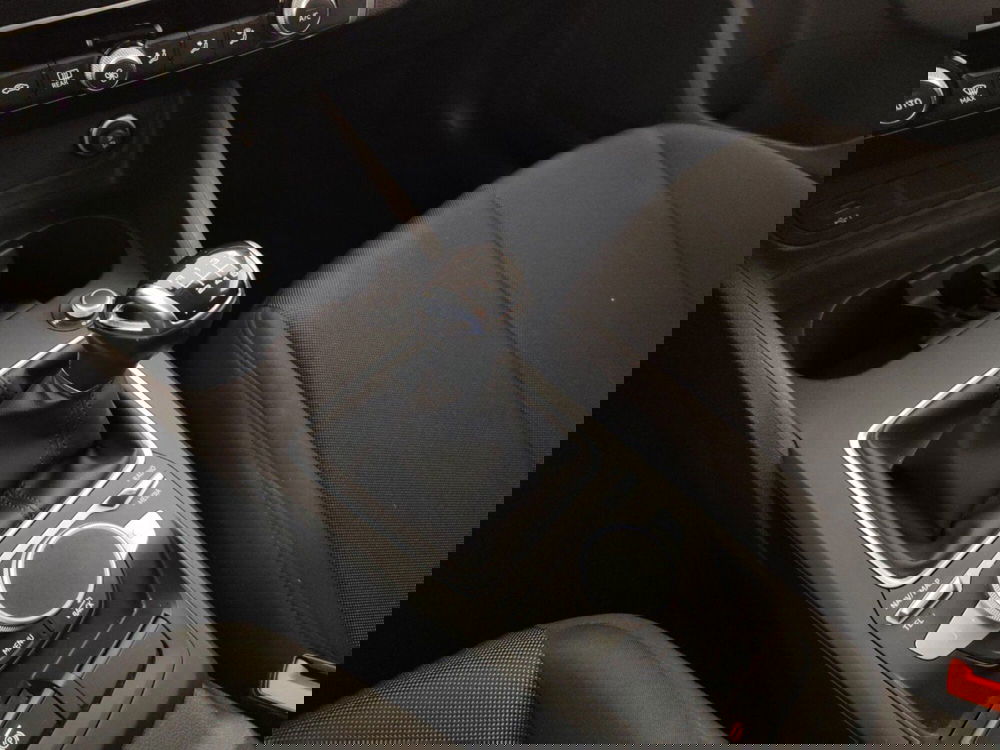 Audi Q2 usata a Massa-Carrara (11)