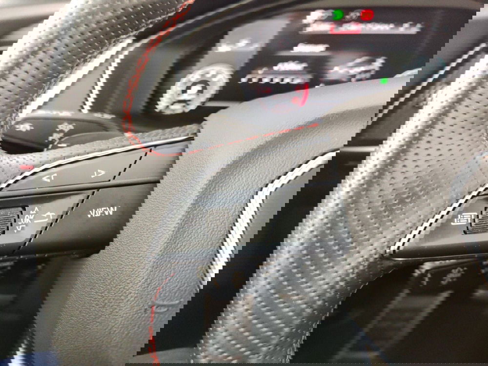 Audi Q5 usata a Massa-Carrara (14)