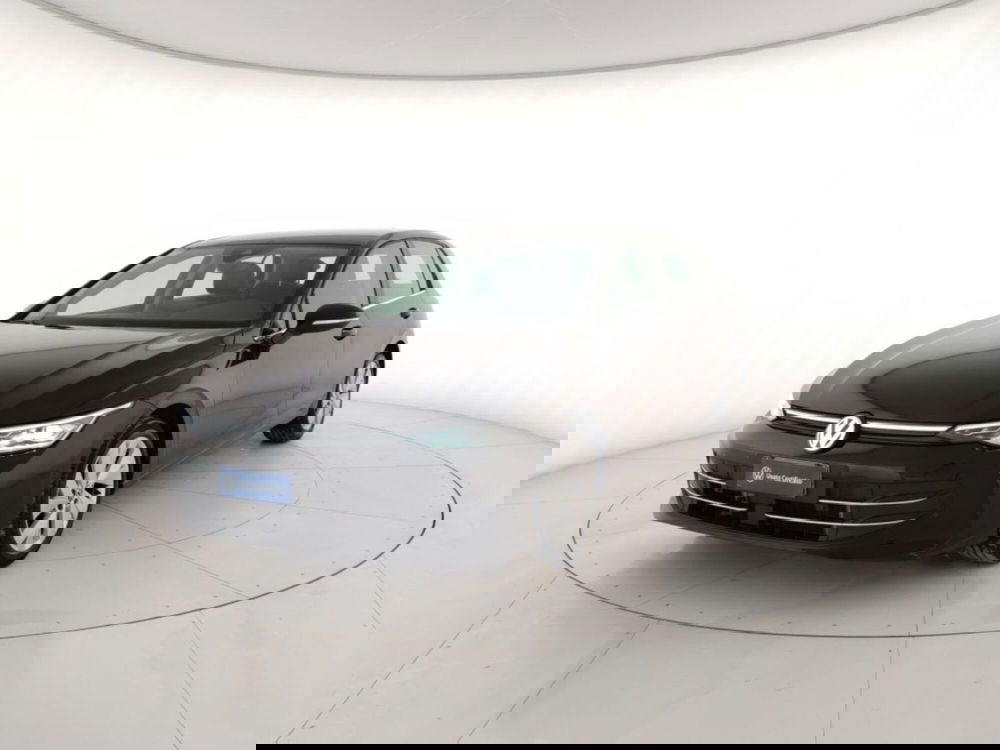 Volkswagen Golf usata a Massa-Carrara