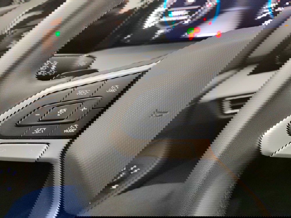 Volkswagen Golf usata a Massa-Carrara (15)