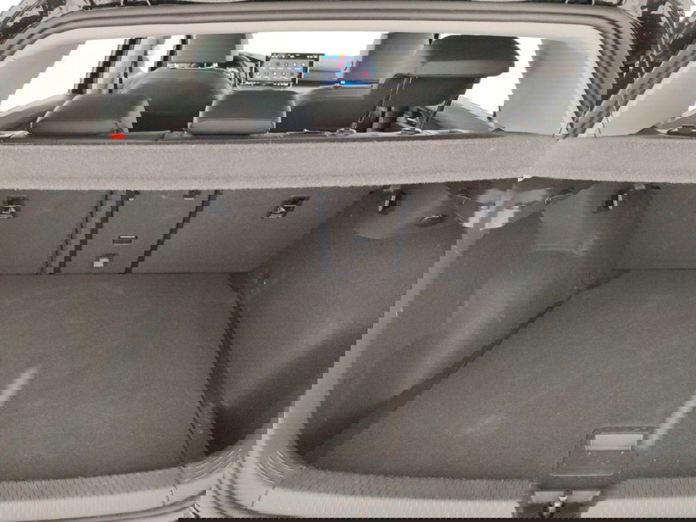 Volkswagen Golf usata a Massa-Carrara (17)