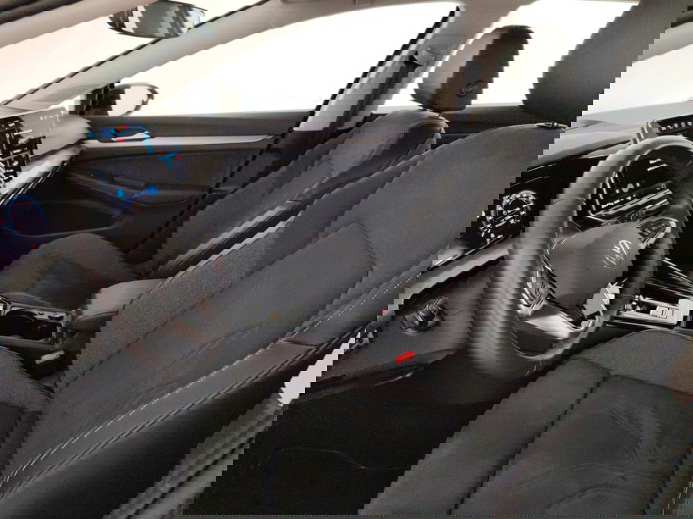 Volkswagen Golf usata a Massa-Carrara (7)