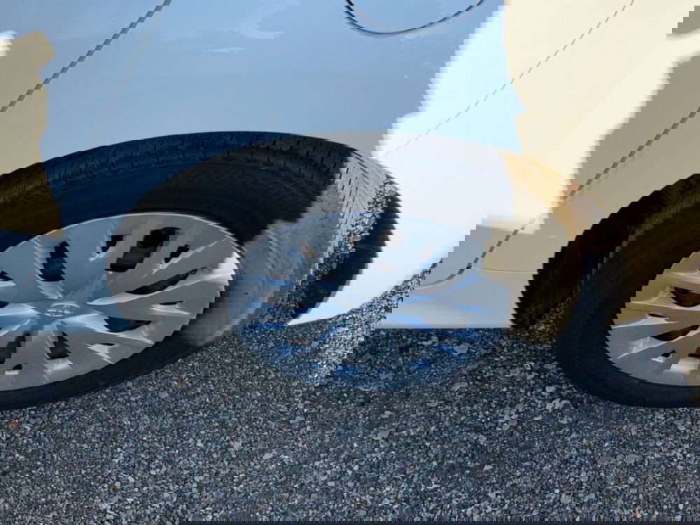 Toyota Yaris usata a Perugia (7)