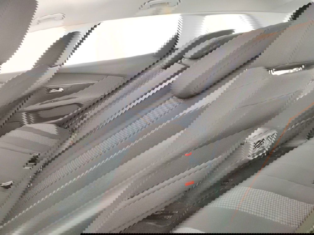 Peugeot 3008 usata a Massa-Carrara (10)