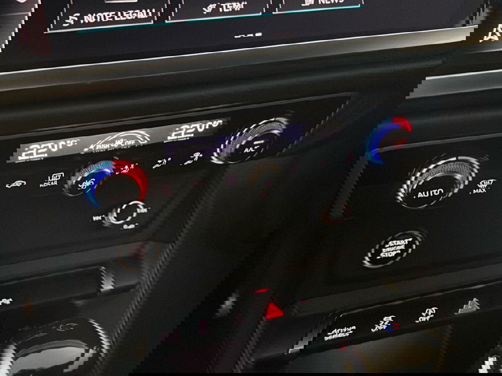 Audi Q3 Sportback usata a Napoli (17)