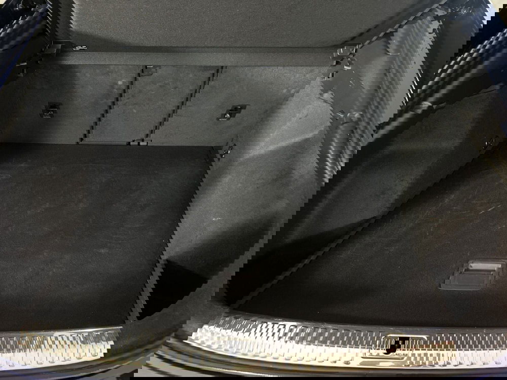 Audi Q3 Sportback usata a Napoli (17)