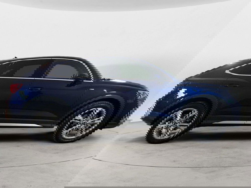 Audi Q3 Sportback usata a Napoli (5)