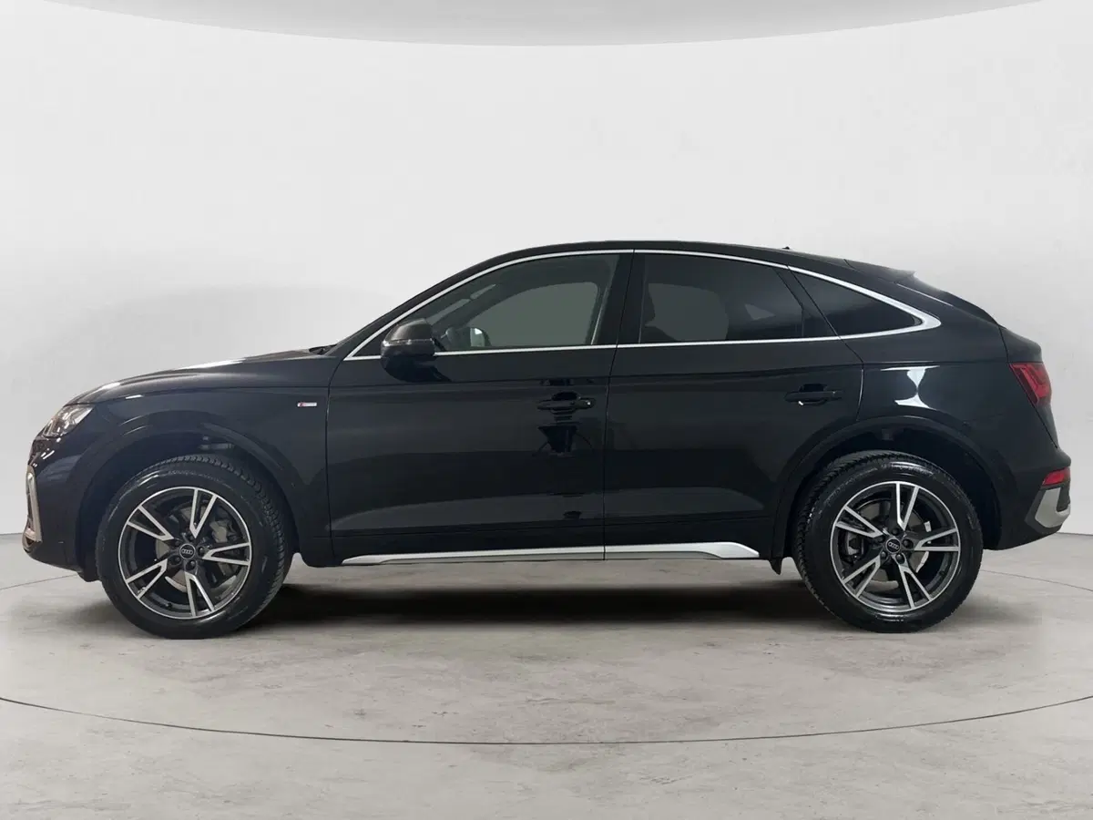 Audi Q5 Sportback usata a Napoli (3)