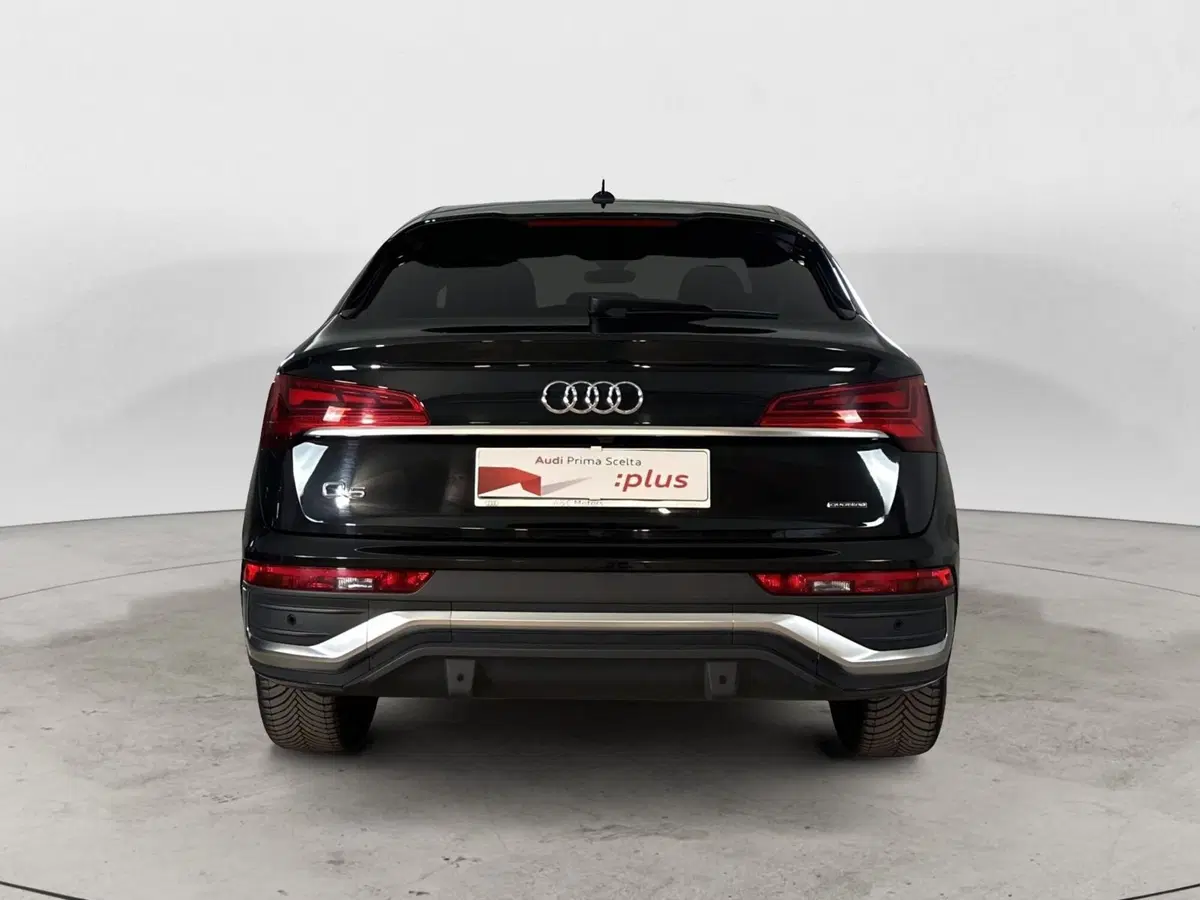 Audi Q5 Sportback usata a Napoli (6)