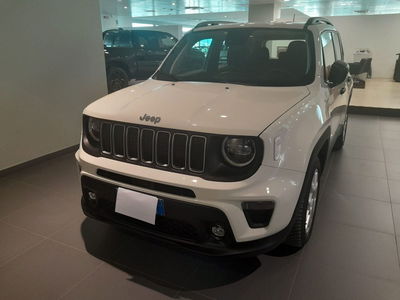 Jeep Renegade 1.5 turbo t4 mhev Altitude 2wd dct del 2024 usata a Asti