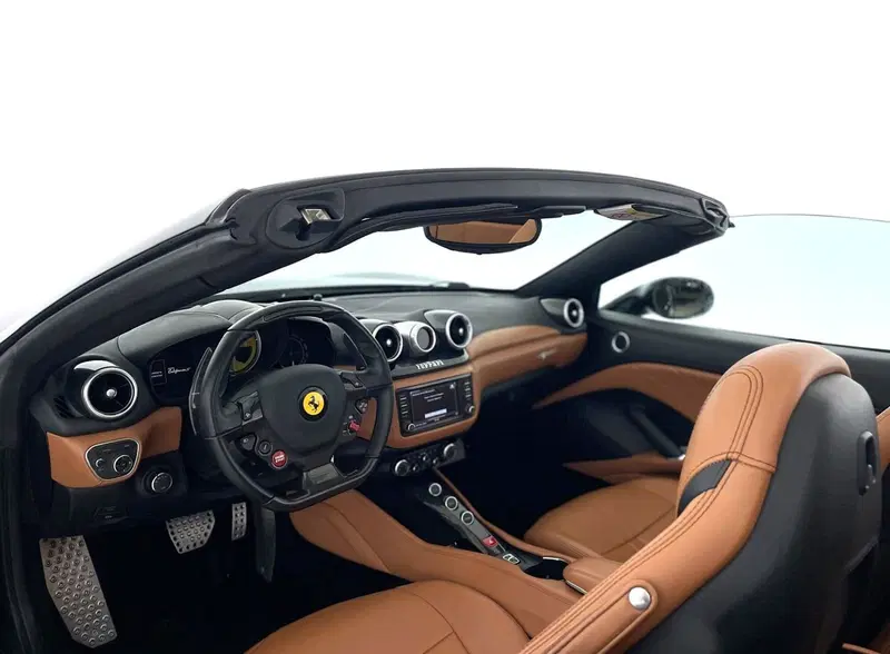 Ferrari California Spider usata a Perugia (16)