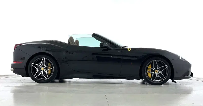 Ferrari California Spider usata a Perugia (4)