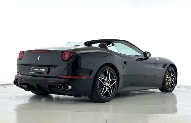 Ferrari California Spider usata a Perugia (6)