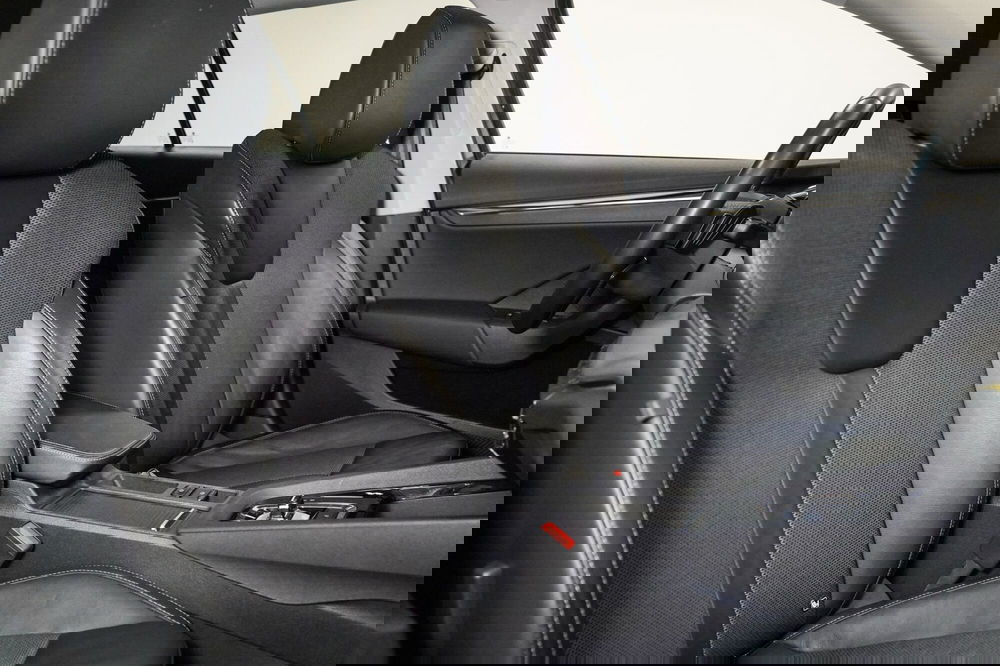 Skoda Octavia Station Wagon usata a Varese (13)