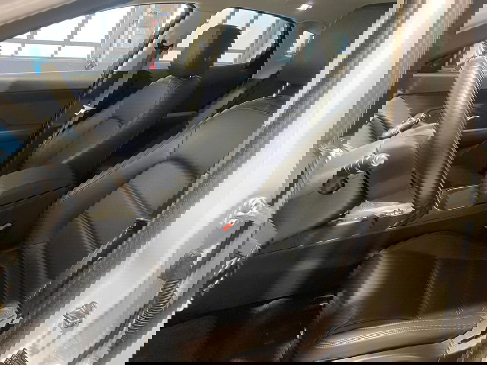 Jaguar E-Pace usata a Milano (13)