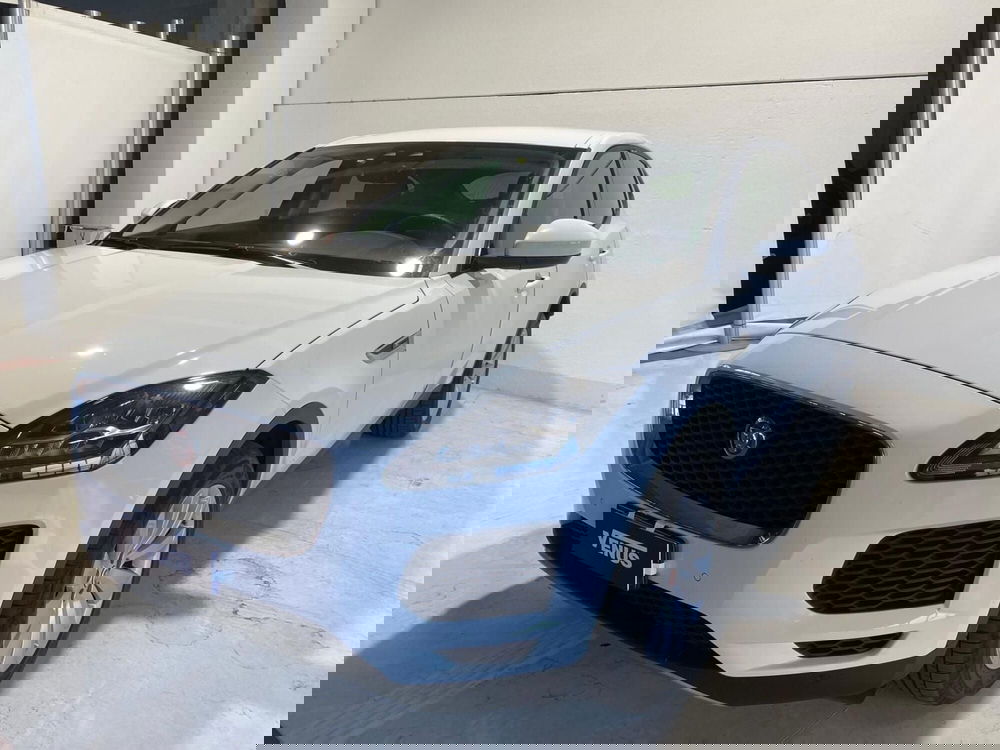 Jaguar E-Pace usata a Milano (2)