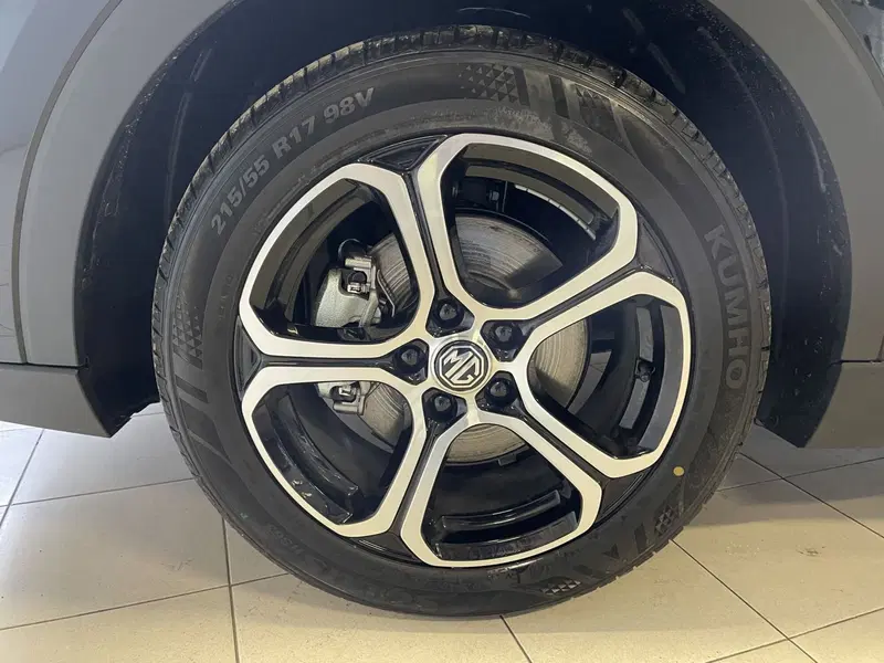 Mg ZS nuova a Monza e Brianza (16)