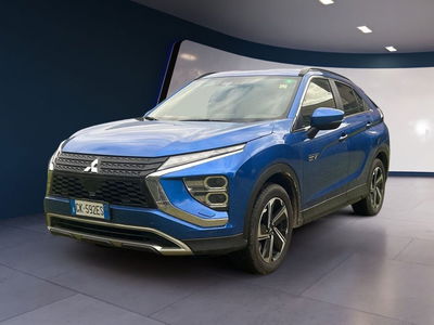 Mitsubishi Eclipse Cross 2.4 phev Instyle sda pack 0 s-awc del 2022 usata a Fisciano