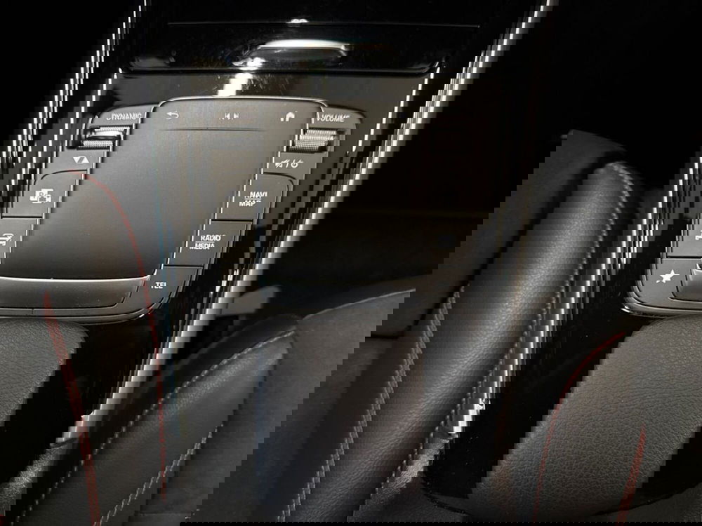 Mercedes-Benz GLB usata a Prato (20)