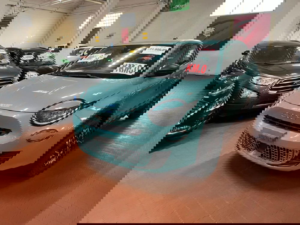 Fiat 600 nuova a Lucca