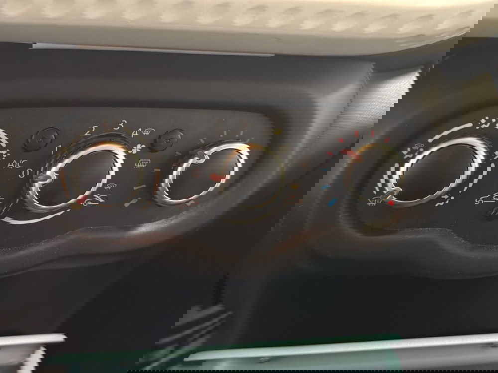 Renault Twingo usata a Palermo (11)