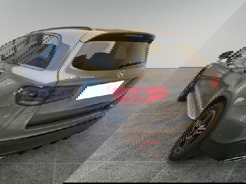 Mercedes-Benz GLC SUV usata a Bari (14)