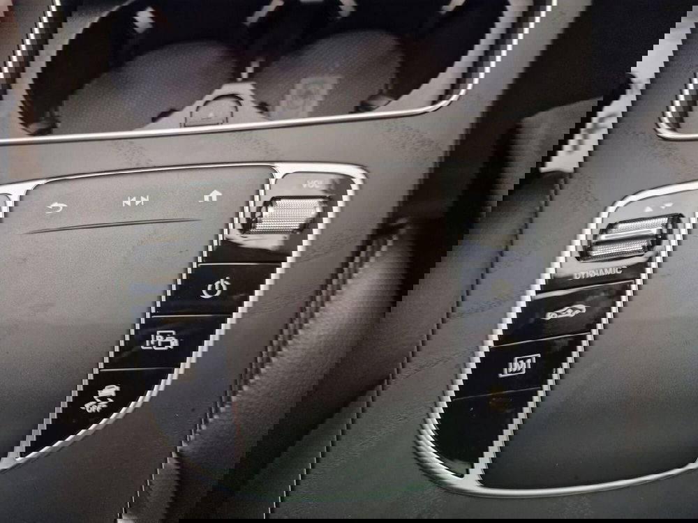 Mercedes-Benz GLC SUV usata a Bari (17)