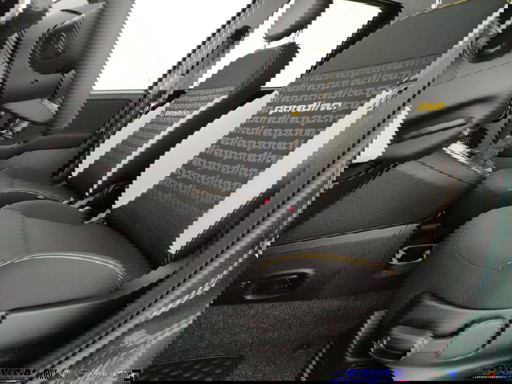 Fiat Panda Cross nuova a Padova (10)