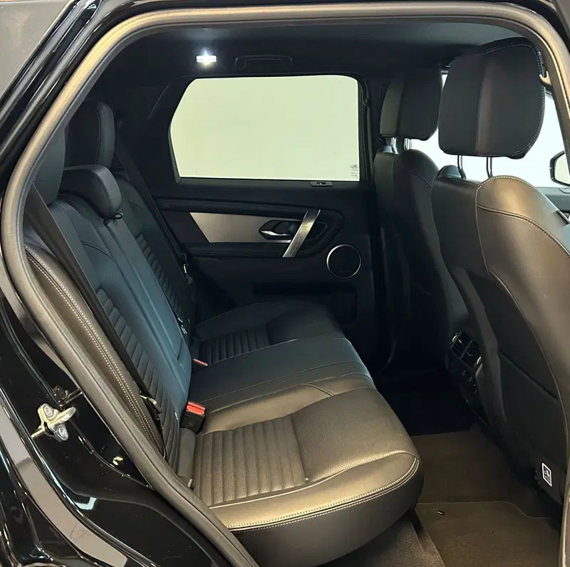 Land Rover Discovery Sport usata a Ferrara (5)